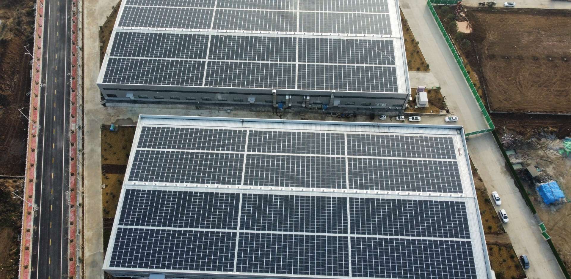 1920-2021年3月，，，，，，河南唐河县 中部食物城BIPV光伏项目，，，，，，装机量1.8MW，，，，，，年发电200万度，，，，，，知足45%用电需求.jpg